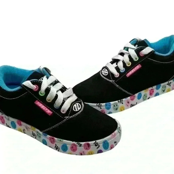 Heelys Black Rainbow Smiley Face  Design 
Skate Shoes size 7 woman - Picture 5 of 8